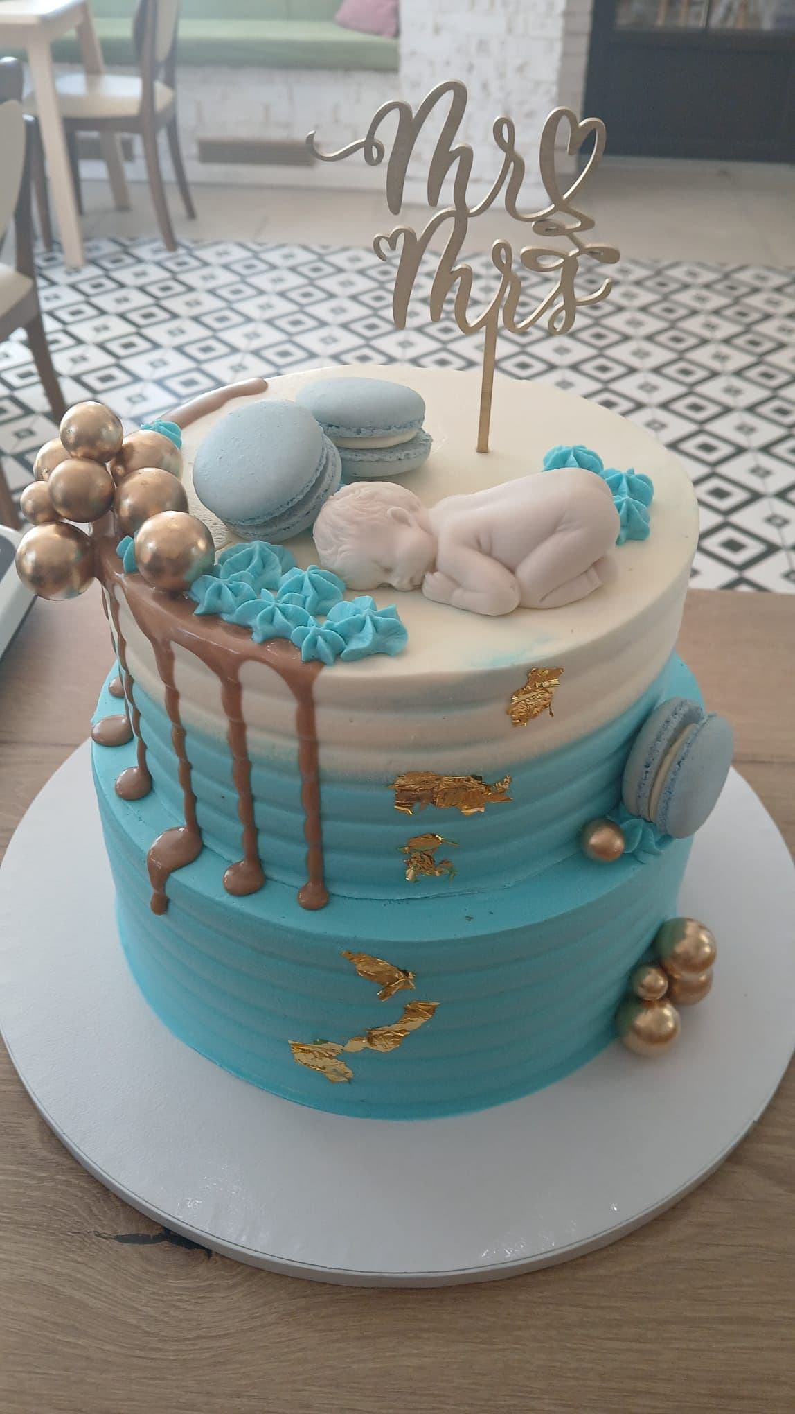 Tort de botez 64