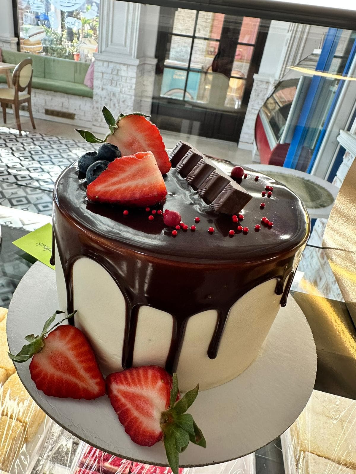 Tort aniversare 104