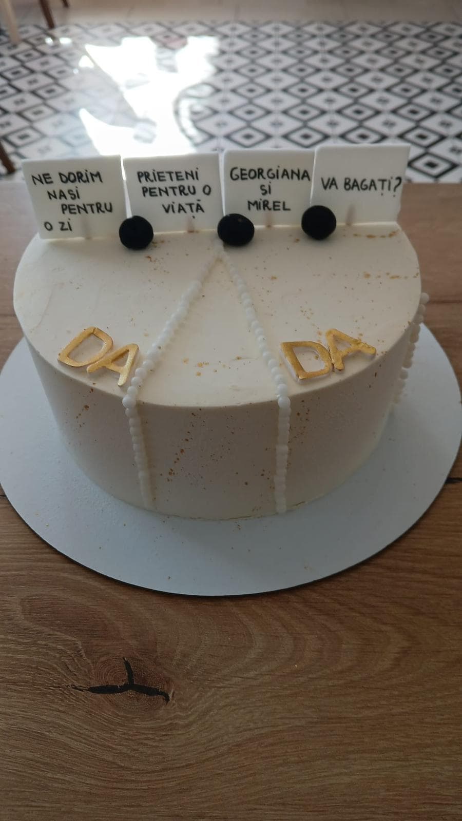 Tort aniversare 111