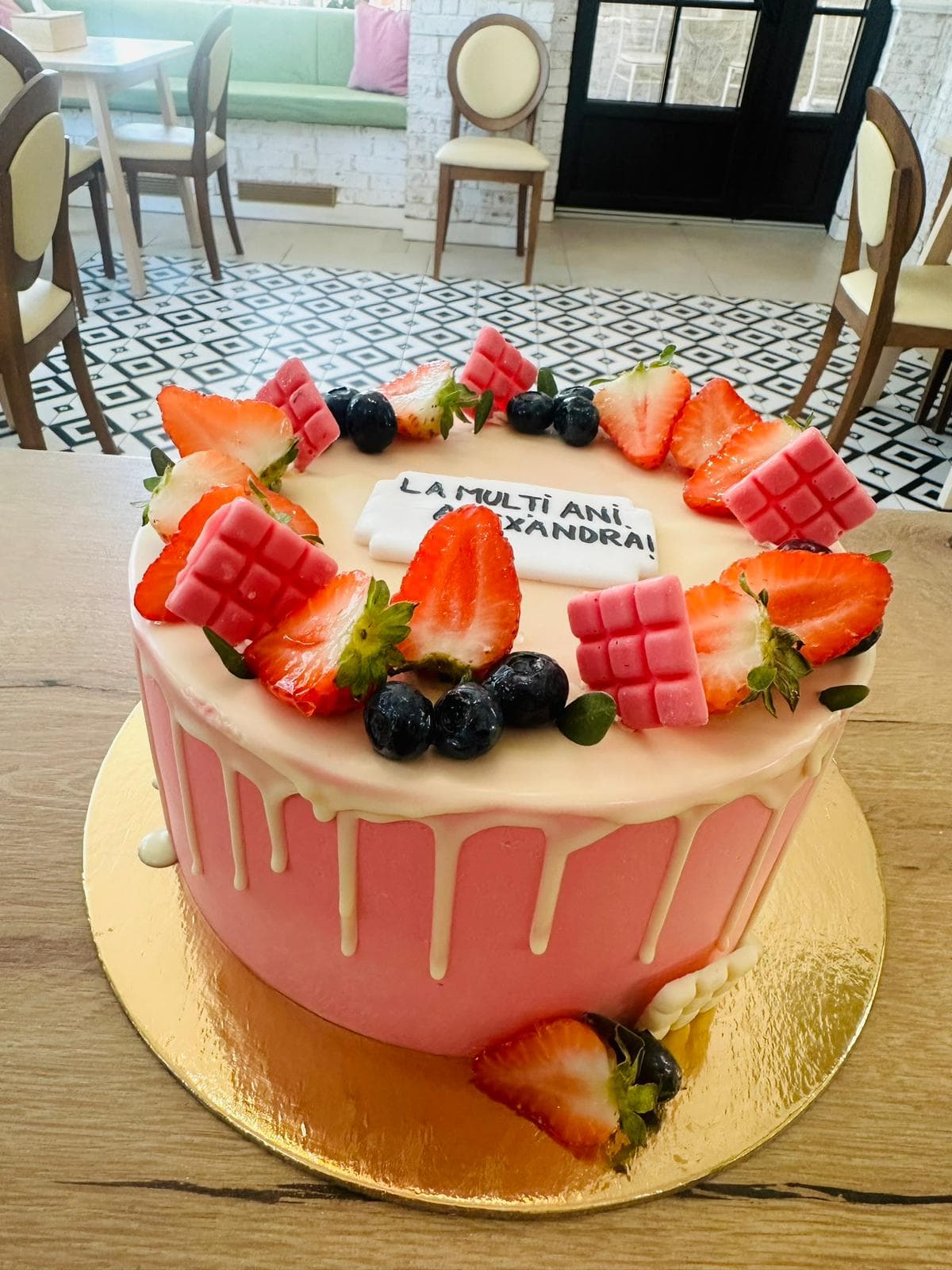 Tort aniversare 85
